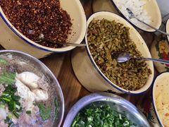 -白露塘杀猪粉(药王街店)