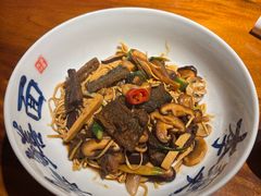 -李犟大爆鳝面·手工蟹黄包(湖滨西湖店)