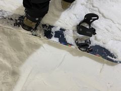 -乔波室内滑雪场
