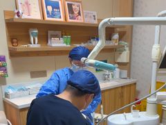 -上海仁爱医院口腔科 · 种植