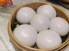 手工荠菜大团子-泓历皇朝酒店(东亭店)