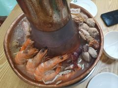 -一口猪海鲜浑锅·东北家常菜