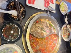 -沸炉重庆老火锅(军事博物馆店)