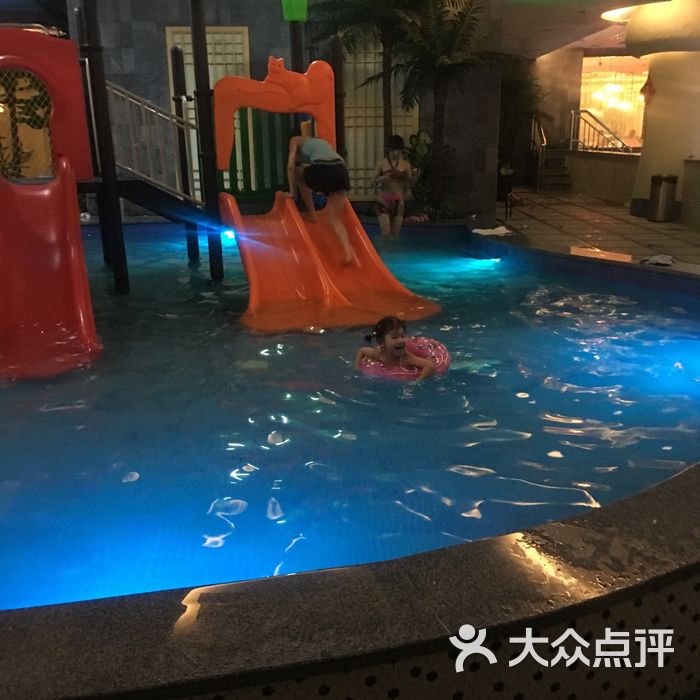 百乐汤沐浴汗蒸馆