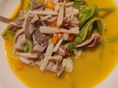 -新白鹿餐厅(湖滨银泰IN77C区店)