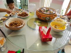 -一家人(南京路店)