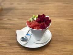 奇异果火龙果西柚酸奶-Blueglass酸奶(财富购物中心店)