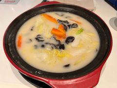 -港丽餐厅(高德置地店)