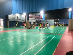 -铸信羽毛球俱乐部