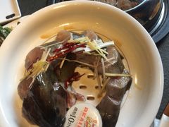 -马路边上·小海鲜烧烤(八一路店)