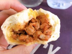 奥尔良鸡腿包-老陶包子铺(南大西南村店)