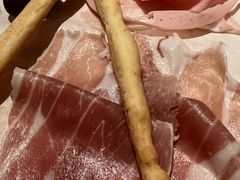 -Carbon莫卡哆·意大利复古集市餐厅(杭州大厦店)
