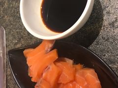 三文鱼刺身-大蟹天下海鲜自助
