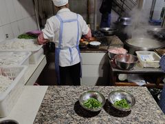 -正宗杨记普洱酸醋米线(总店)