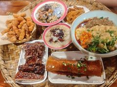 -爆炸头阿姨小四川正宗川味小吃(无任何分店)