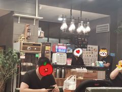 -愉肴麻辣香锅(中山路店)