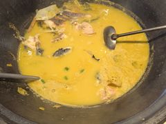 -陈大锅·岳阳鱼馆·地道岳阳菜(美食街店)