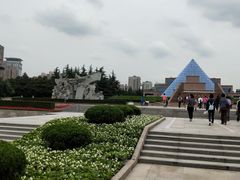 -上海市龙华烈士陵园