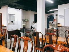 大堂-京东一绝西海子西园烧饼夹肉