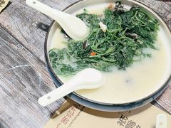 -刘姐啤酒鱼民族演艺餐厅(阳朔美食抗战路店)
