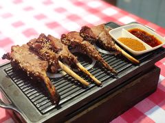 馕坑烤羊排-西域阿里马新疆菜·清真(桂花路店)