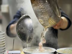 -伍湛记 · 广州老字号(龙津中路店)