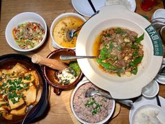 -费大厨辣椒炒肉(万家丽一店)