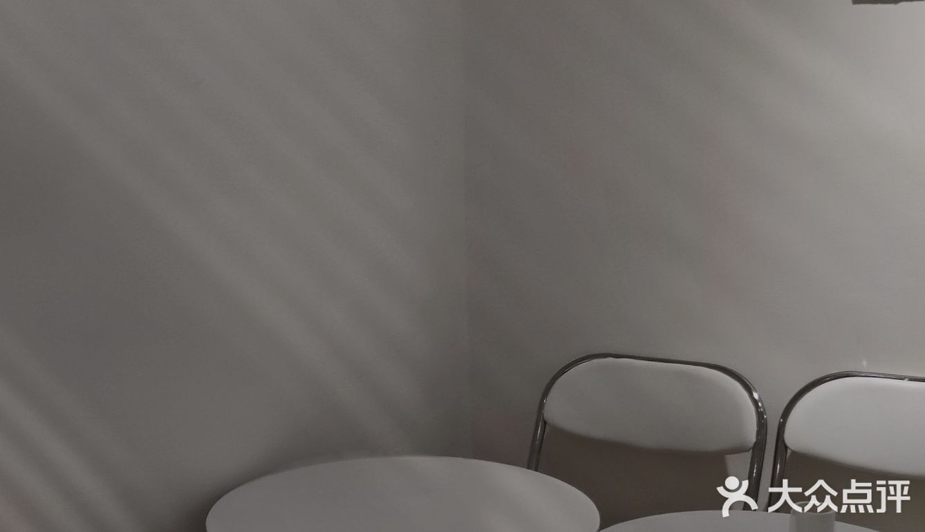 温江|都去给我美美拍照喝咖啡，享受面包咖啡好天气