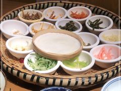 -包整·丝娃娃(一览甲秀楼风景店)