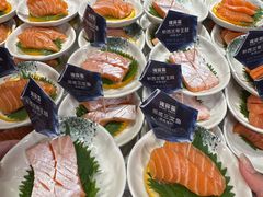 -雍容荟帝王蟹活龙虾展台自助(IFS黑金店)