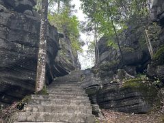 -梭布垭石林景区