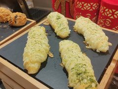 -广州万富希尔顿酒店·感趣自助餐厅·金秋蟹宴生蚝海鲜刺身