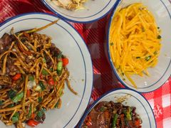 -荆九爷爆炒桥头三嫩(云南北路店)