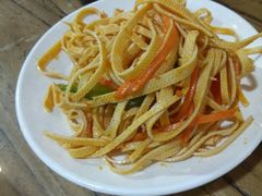 -陇上全荟兰州传统牛肉面(延吉路店)