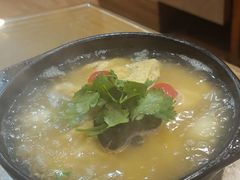 -三鞭一花·独一处·元英砂锅(海光寺店)