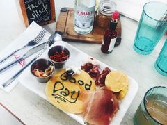 -Cha Cha's Beach Cafe