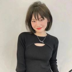-丝语萱形象