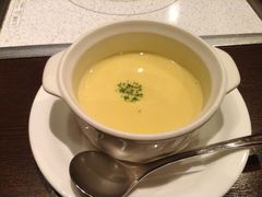 奶油蘑菇汤-神户牛排餐厅MOURIYA(总店)