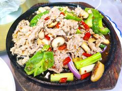 铁板牛肉-洪霞餐馆