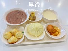 -浦东图书馆读者餐厅