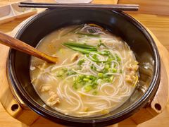 -勺子米线·云南传统小吃市集(四方街店)