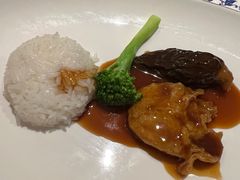 釀烧羊肚菌鮰鱼配香米饭-Yan Ting 宴庭中餐厅(上海静安瑞吉酒店)