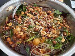 -周良天山牛杂城(天山路总店)