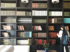 -喜鹊愉家酒店(郑州曼哈顿博览中心地铁站店)