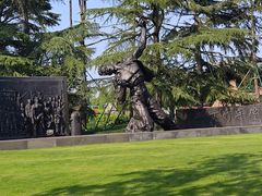 -上海市龙华烈士陵园