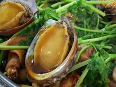 -芳村榕树头叹佬鸡煲(体育西店)