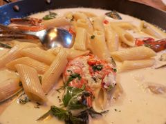 -SISTERS BAR RESTAURANT川意酒馆(嘉善老市H楼店)