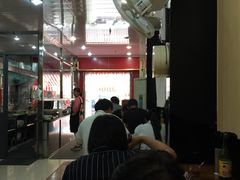 大堂-潘国仙耳光馄饨(黄家阙路店)