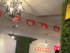 -顶峰夜宴·龙虾烧烤大排档(九江学院店)
