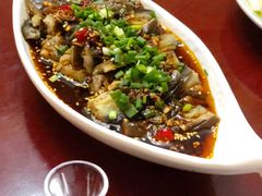 -茅台镇网红溶洞餐厅·茅帮菜馆